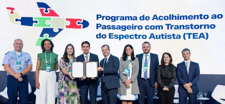 Governo Federal anuncia salas em aeroportos para passageiros com autismo